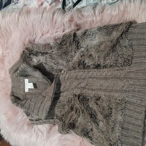 Kenar size xsmall sweater vest with fur
